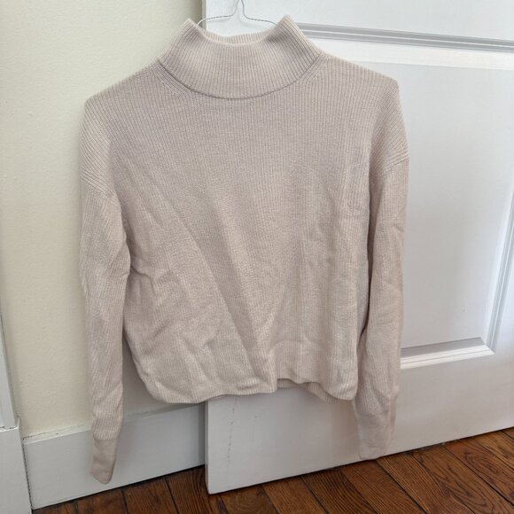 NWOT - Lululemon - Wool-Blend Ribbed Sweater - Size 6 - Picture 5 of 9
